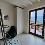 Iseolakerental - Casa Cuneo コスタ・ヴォルピーノ