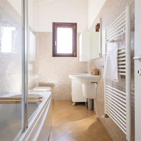 Iseolakerental - Casa Cuneo Casa de Férias *